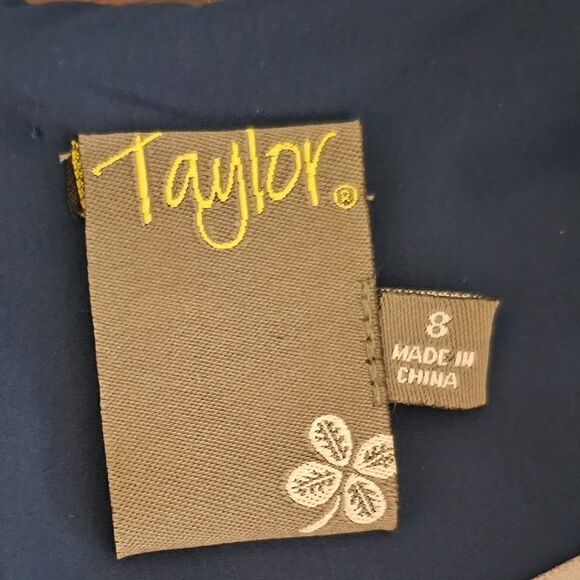 Taylor Navy Belted Dress Sz 8 - Picture 4 of 4